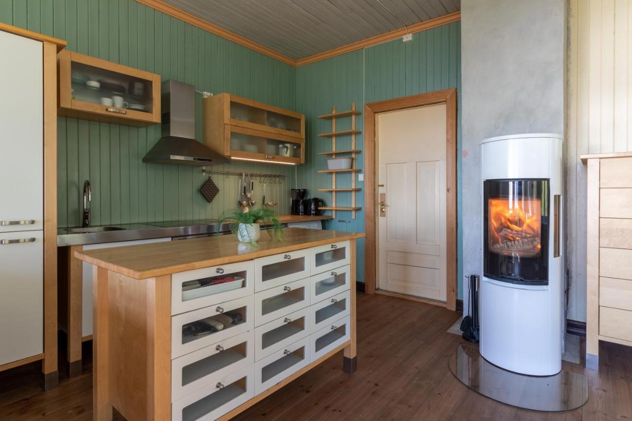 Feriehus Med Flott Havutsikt Ved Hauklandstranden Leknes Kültér fotó